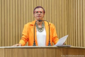 Leia mais sobre o artigo No Dia Nacional de Luta Antimanicomial, a vereadora Sonia Meire cobrou políticas públicas para a saúde mental