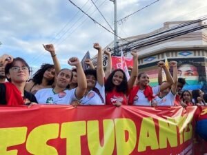 Leia mais sobre o artigo Vereadora Sonia Meire participa de atividades durante o dia da Greve Nacional da Educação