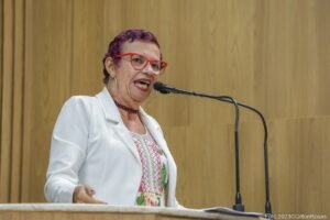 Leia mais sobre o artigo “O vale-gás contribuiria fortemente com a promoção da segurança alimentar e nutricional da população aracajuana”, afirma a vereadora professora Sonia Meire