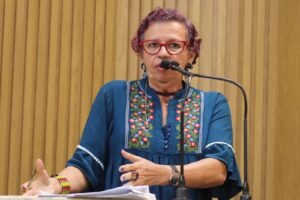 Leia mais sobre o artigo Vereadora professora Sonia Meire (PSOL) expõe inconsistências graves no gerenciamento do transporte coletivo em Aracaju